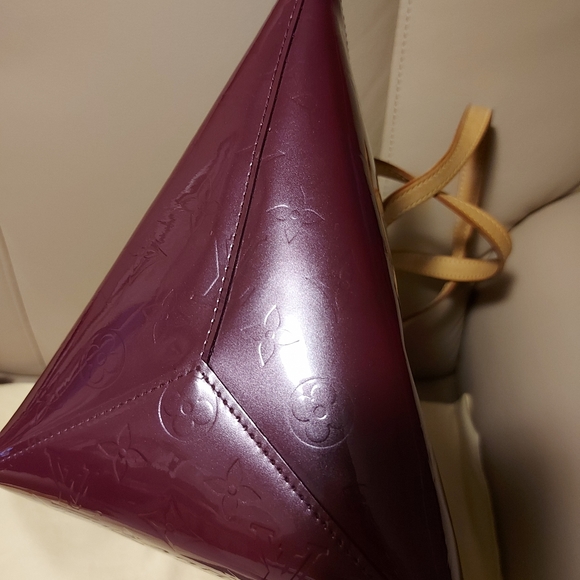 LV Bellevue PM tote Bag - Picture 7 of 16